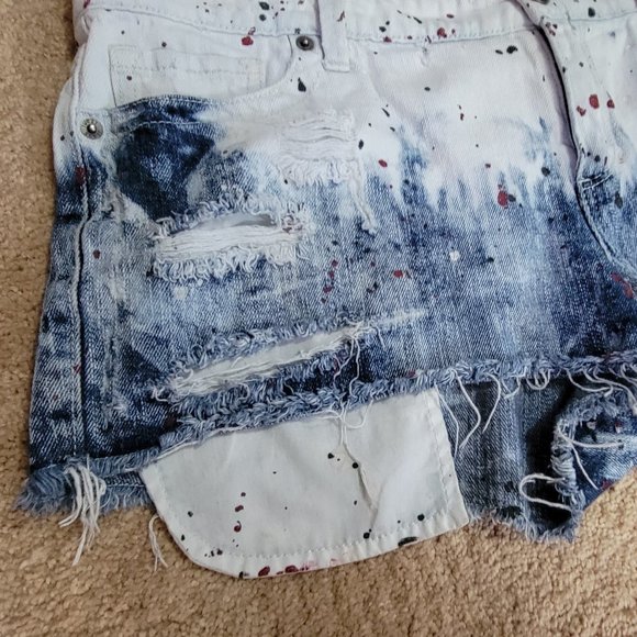 Rue 21 shorts paint splatter exposed pockets sz 9/10 womens - Picture 2 of 5